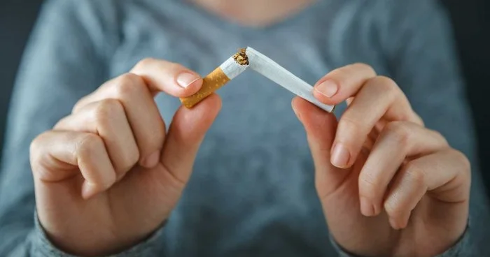 Siqareti dərmansız, tək hərəkətlə tərgidin VİDEO