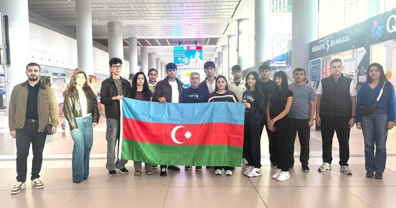 Дети шехидов и ветеранов Отечественной войны посетили Стамбул ФОТО