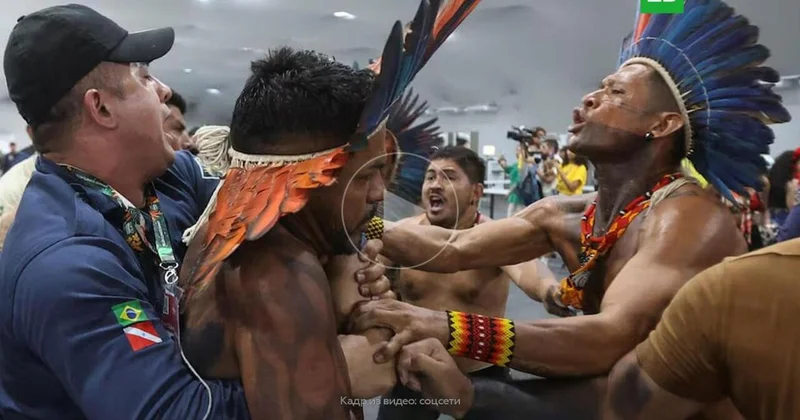 Протестующие устроили беспорядки на COP30 в Бразилии ВИДЕО