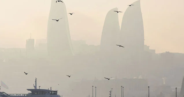 Bakı dumanlıdır FAKTİKİ HAVA