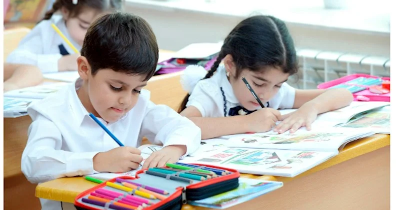 İbtidai siniflərdə ev tapşırıqları niyə çətindir? AÇIQLAMA