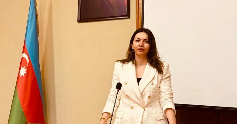 Bayraq bizim qürurumuzdur ŞƏRH