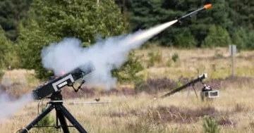 Avropa Rusiya dronlarını məhv etmək üçün mini raket təqdim etdi...