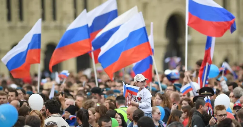 Две трети жителей России не могут обойтись без сильной руки Данные опроса