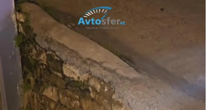 Bakının bu küçəsində səki qəfil yoxa çıxıb VİDEO