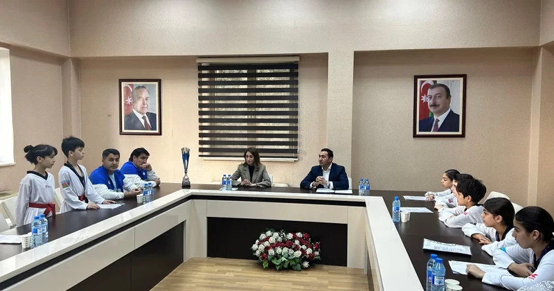 Avropa çempionu taekvondoçularla görüş keçirilib