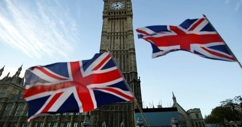 Что скрывает тайный звонок из Лондона в Кремль?