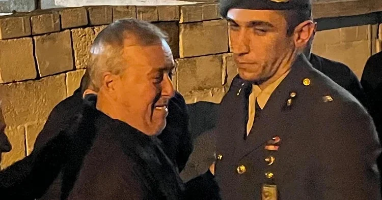 “Ata, biz qayıdırıq” Təyyarə qəzasında həlak olan hərbçinin son danışığı