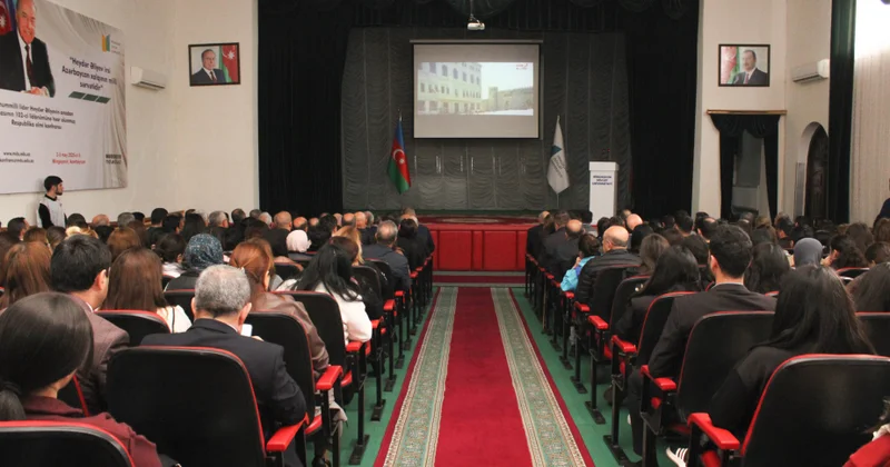 Mingəçevir Dövlət Universitetində Konstitusiya Gününə həsr olunan elmi praktik konfrans keçirilib