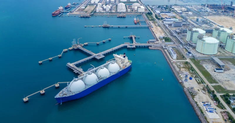 Qlobal LNG təklifi yaxın beş ildə 50% artacaq