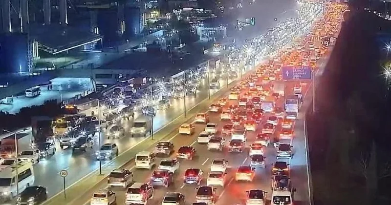 Sürücülərin DİQQƏTİNƏ: Bəzi yollarda tıxac var