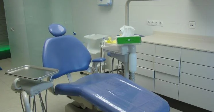 78 stomatoloji klinikada yoxlama keçirilib 72 də nöqsanlar aşkarlanıb