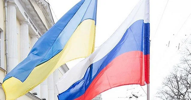 Киев официально приостановил переговоры с Москвой