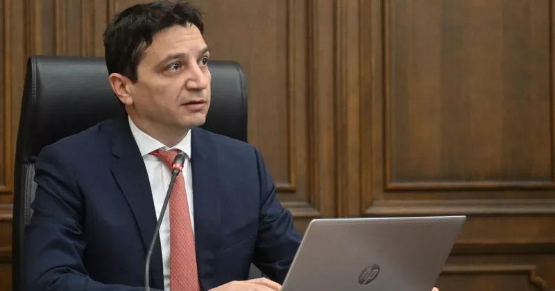 Министр Ованнисян: Госдолг Армении не удвоился, а вырос на 80 процентов