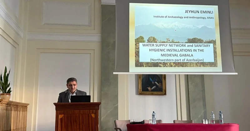 Polşada beynəlxalq konfransda Qəbələnin orta əsrlərdə su təchizatına dair məruzə dinlənilib