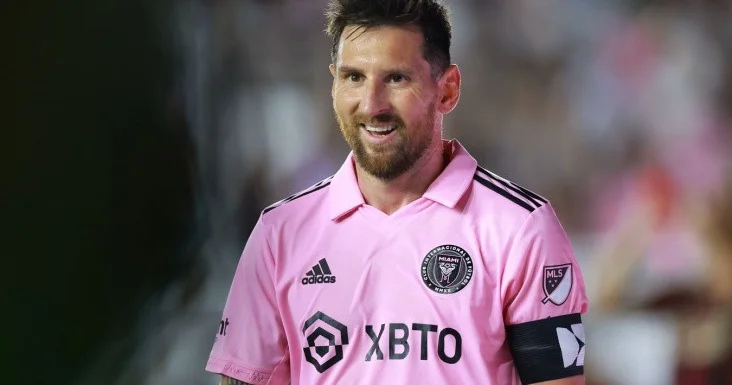 Messi Barselonaya dönmək istədiyini açıqladı