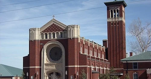 ABŞ Katolik kilsəsi Trampa qarşı birləşdi