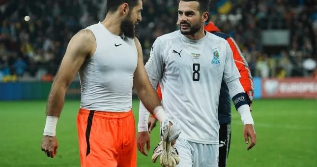 “İslandiya son oyundakı kimi gəzə gəzə bizə 5 qol vura bilməyəcək”