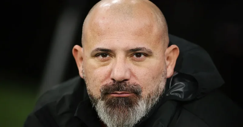 Paytaxt klubu baş məşqçisi ilə vidalaşdı