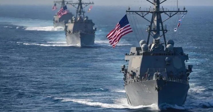 ABŞ ən böyük gəmini göndərdi: 200.000 əsgər dərhal sahəyə endi Müharibə yaxınlaşır!