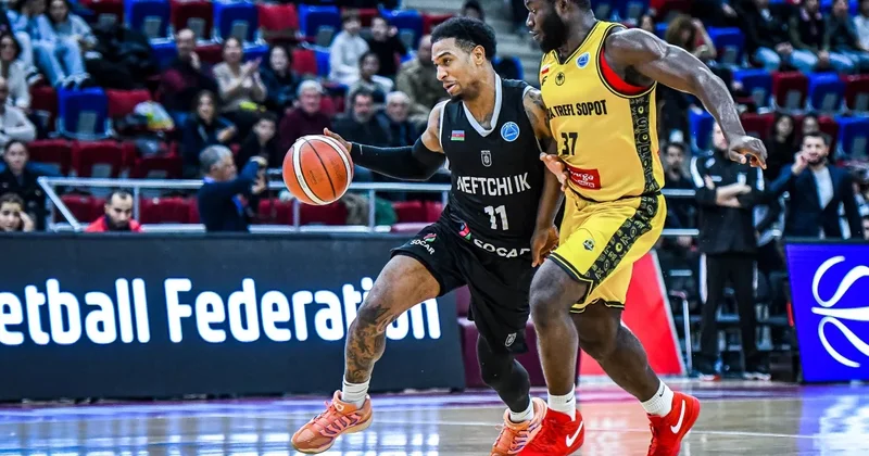 Защитник Нефтчи: Выход из группы эта цель реальна