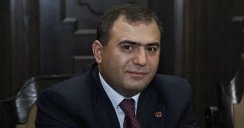 Keçmiş deputat axtarışa verilib