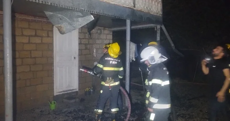 Şamaxıda 6 otaqlı EV YANDI FOTO