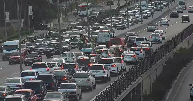 İlk iş günü: 16 istiqamətdə TIXAC VAR SİYAHI