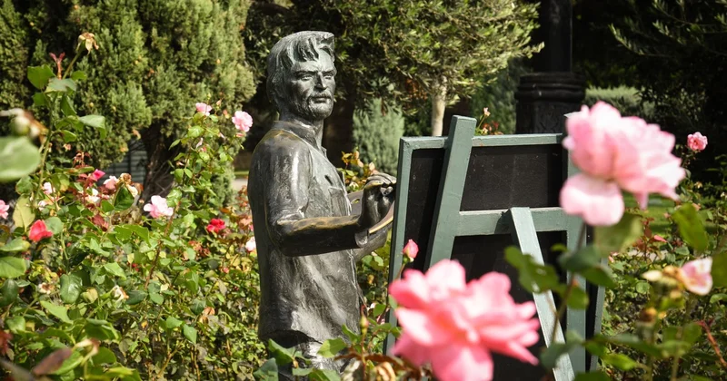 Бронзовые истории Баку: город, в котором оживает скульптура (ФОТО)