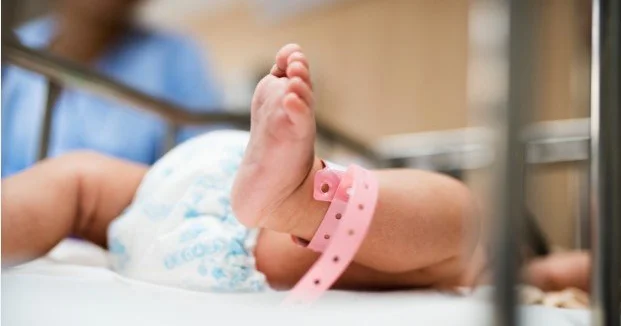 Azərbaycanda 60 yaşlı qadın ana oldu VİDEO