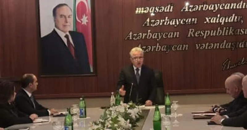 Nəsiminin yeni icra başçısı kollektivə təqdim olundu