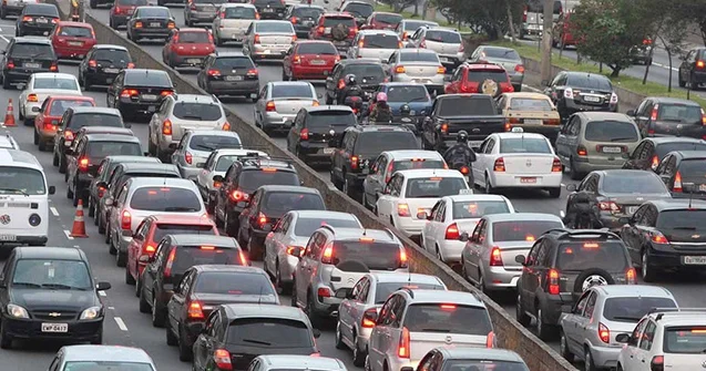 Azərbaycanda Gürcüstana nisbətən maşın sayı azdır: Bəs niyə tıxac yaranır? ŞOK SƏBƏB KONKRET
