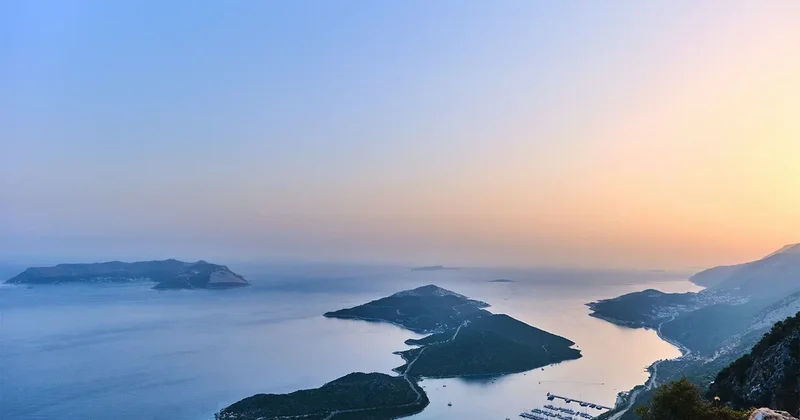 Aralıq dənizi sahillərində yeraltı təkanlar qeydə alınıb