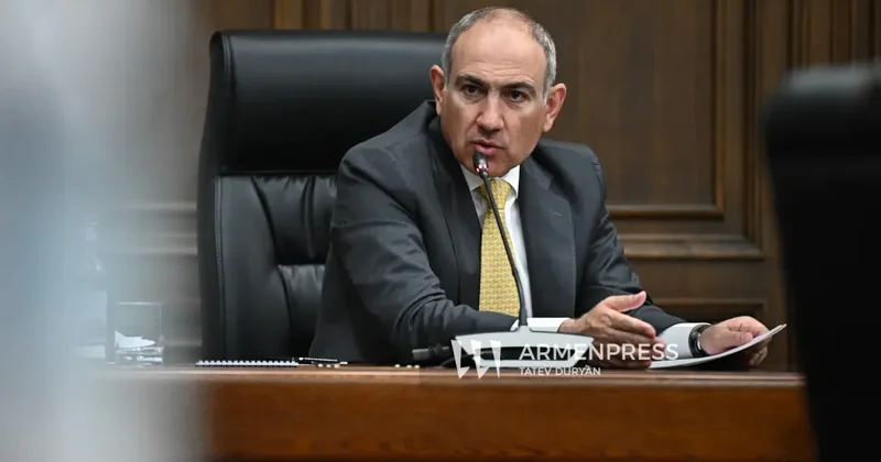 Paşinyan: Kim deyibsə, o cavab versin