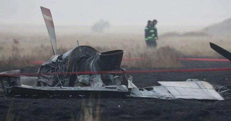 Təyyarə ikiyə bölünüb, kənar müdaxilə ehtimalı... Ekspertdən ilginc açıqlama