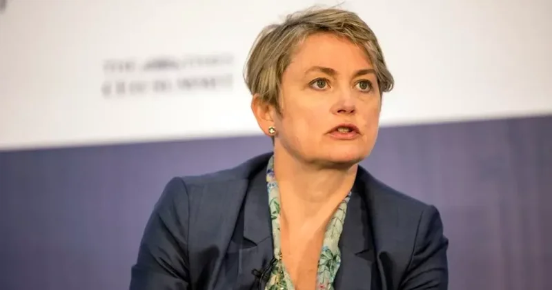 Великобритания запретит свои морские услуги для экспорта российского СПГ