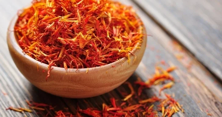 Три нити на вес золота: как в Азербайджане собирают самую дорогую специю мира шафран