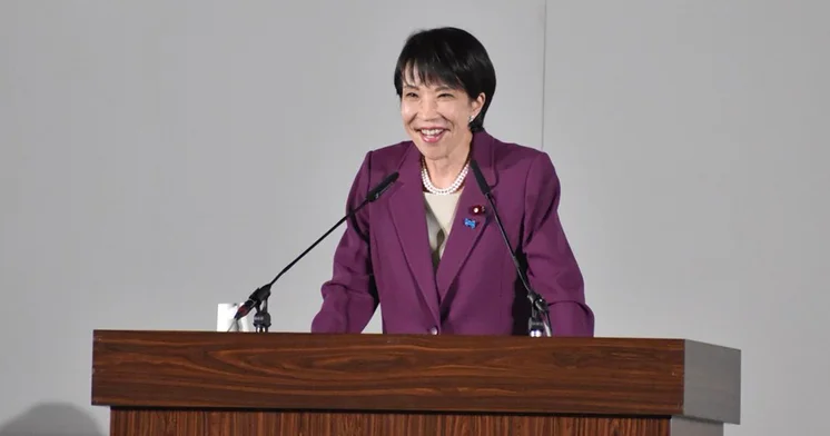 Yaponiyanın yeni baş naziri qədim “sumo” qadağası ilə üz üzə qaldı