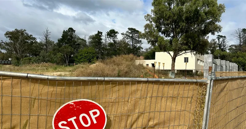 Австралия отсудила у РФ участок под посольство в Канберре