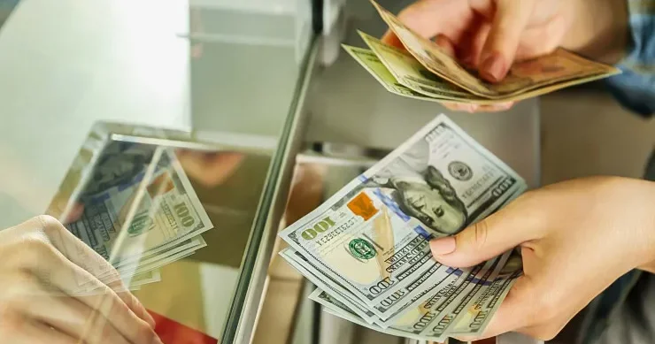 Xarici ölkəyə ən çox nə qədər pul apara bilərik? CAVAB