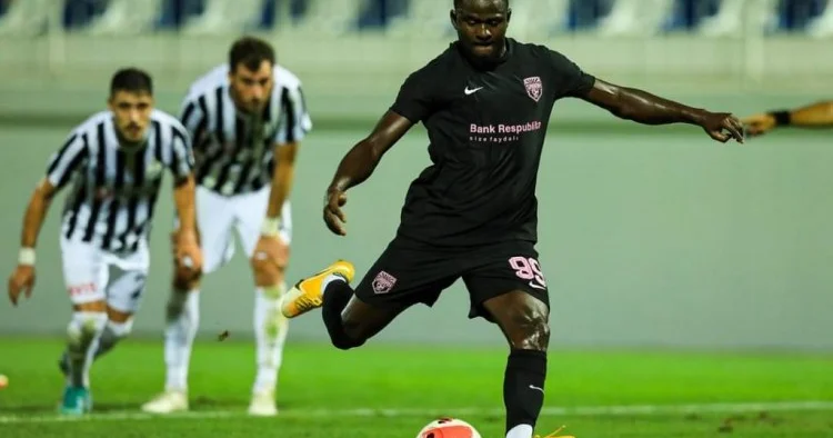 Sabah ın sabiq forvardı İsraildə oynayacaq FOTO