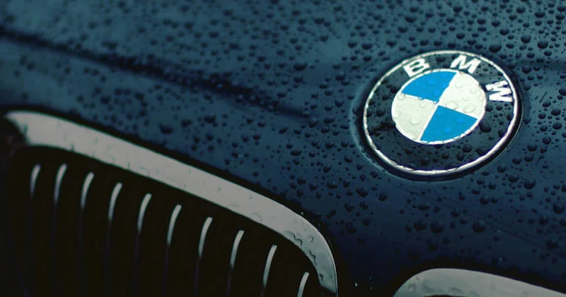 Bu sürücülər BMW ni məhkəməyə verirlər