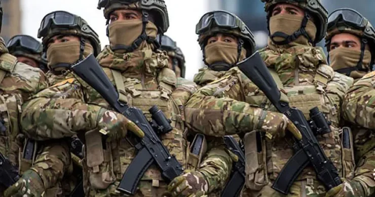 Hərbi qulluqçuların maaşları DƏYİŞDİ