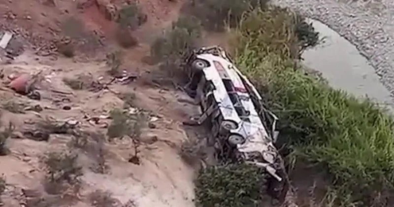 Yol qəzasında 37 nəfər öldü