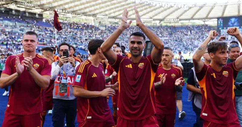 “Yuventus” yayda Zeki Çeliki transfer etmək istəyir