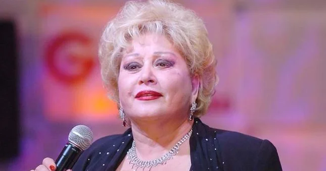 Tanınmış türkiyəli müğənni ad günündə vəfat etdi