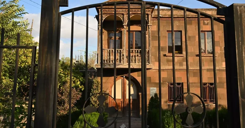 Следственный комитет Армении начал допросы священников дело католикоса, призывавшего протестовать против Пашиняна