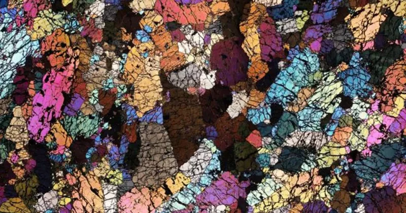 Qitələrin parçalanması necə baş verir? Alimlər tektonik plitələrin hərəkətini araşdırdı