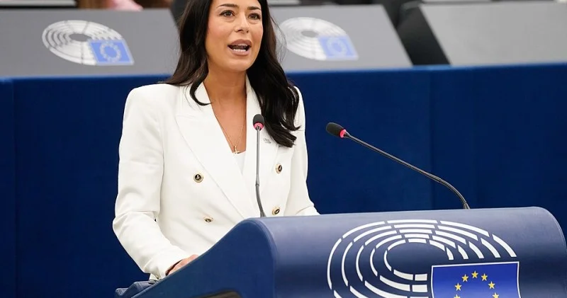 Deputatla bağlı İDDİA Adı saxta sənədlərlə bağlı HALLANIR