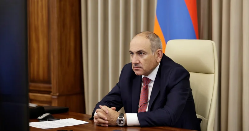 Пашинян рассказал, что предлагал ему Карапетян в тюрьме